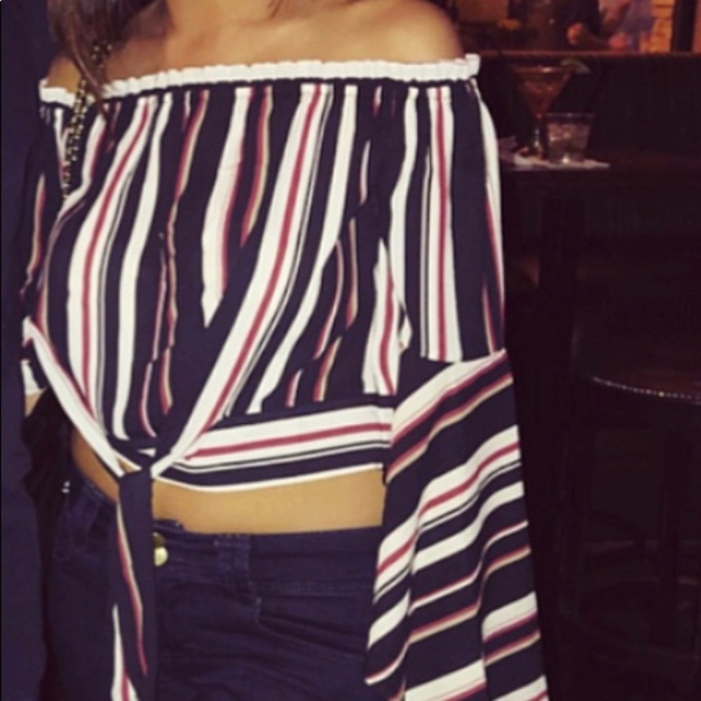 GUESS off the shoulder crop top